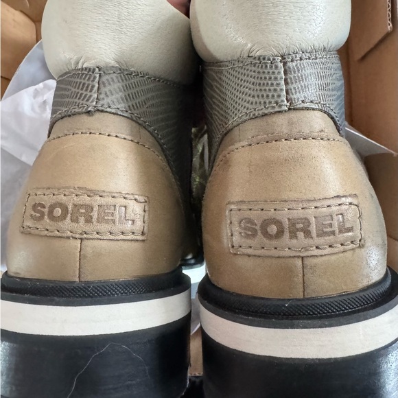 New in the Box - Sorel Waterproof Lennox Hiking Boots - Picture 4 of 7
